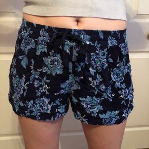 Flowy floral shorts